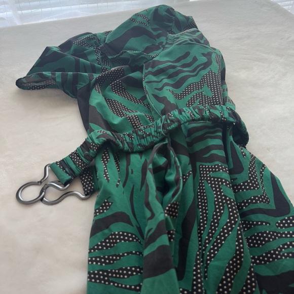 The Odells Animal Print Mixed Media Belted Midi Dress Small - Picture 6 of 7